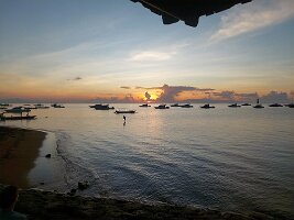 2025-04-06-06-23-35-396