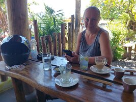 2025-04-06-12-38-26-052