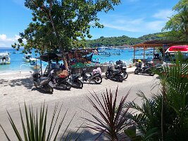 2025-04-06-12-38-34-001